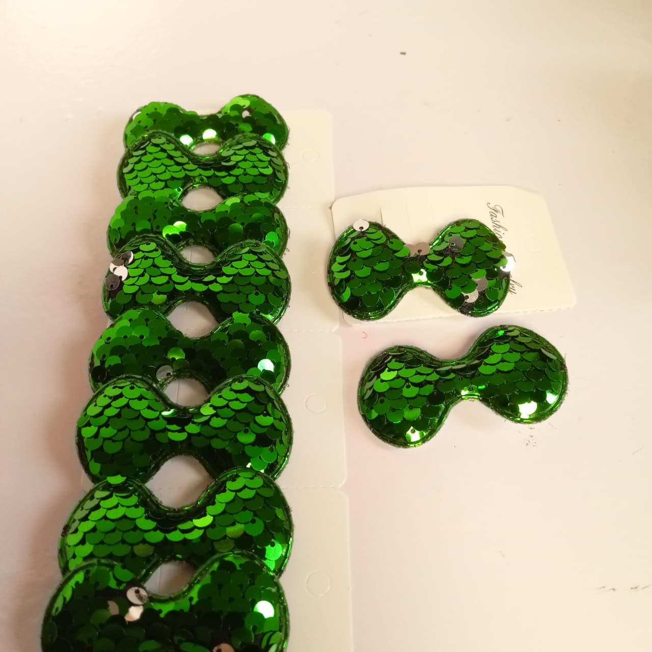 Green Sequin Bow Hair Clips for Girls – Sparkly Hair Accessories | 14 August Pakistan Independence Day Hair Bows