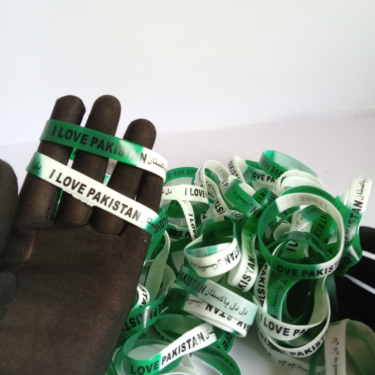 Pakistan Independence Day Silicone Wristbands – I Love Pakistan Green & White Bracelets | 14 August Pakistan Day Bands for Men, Women & Kids